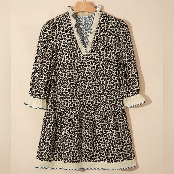 D0104: Leopard Print Mini Dress - Picture 5 of 6